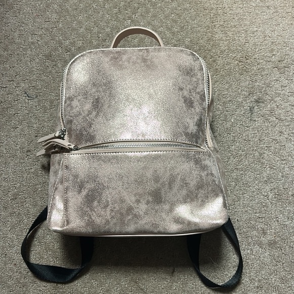 Chelsea28 mini backpack - Picture 2 of 11